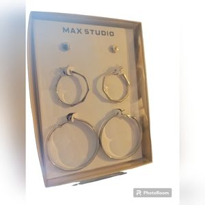 NIB 3 earring set